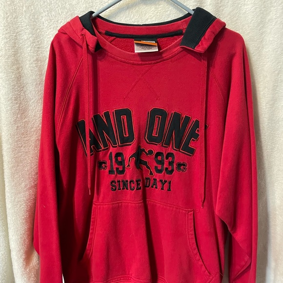 Men’s Sweater - Picture 1 of 4